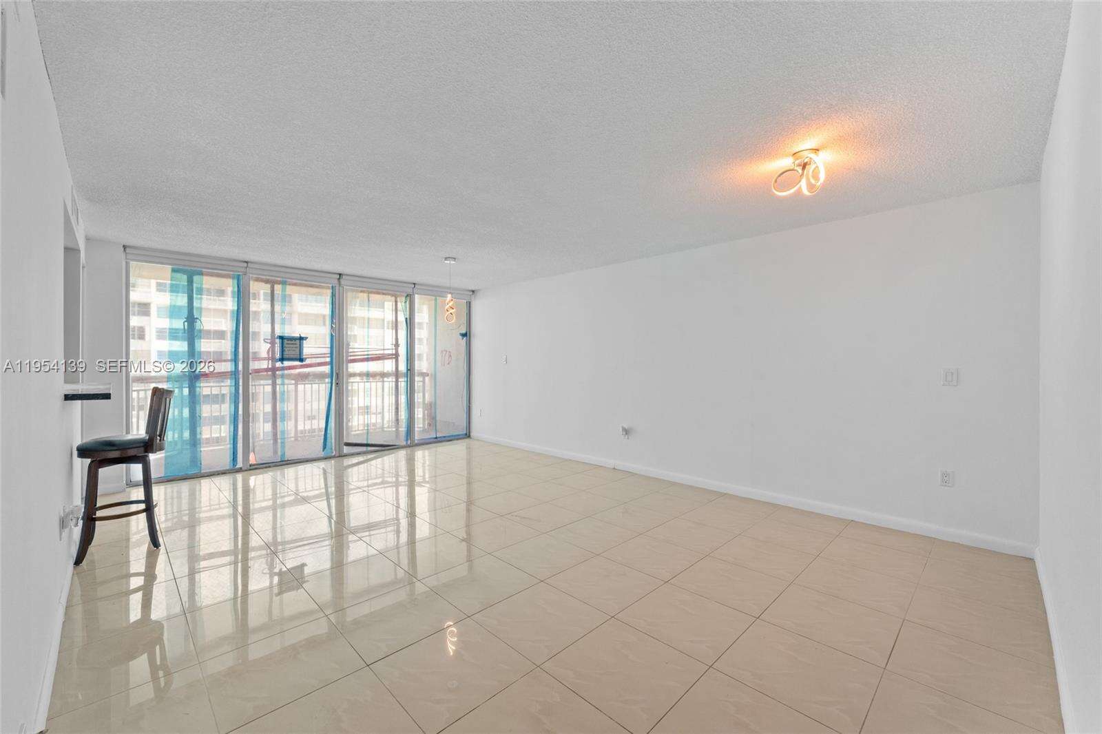 Del Prado | Unit #1701 Unit #1701 | Picture 6