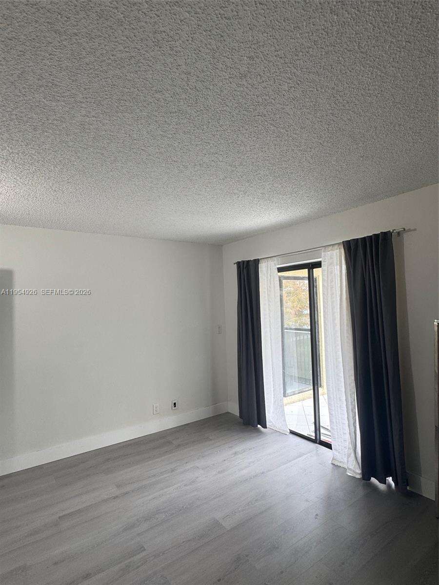 Racquet Club Village Apartments At Bonaventure 1 West | Unit #204 Unit #204 | Picture 10