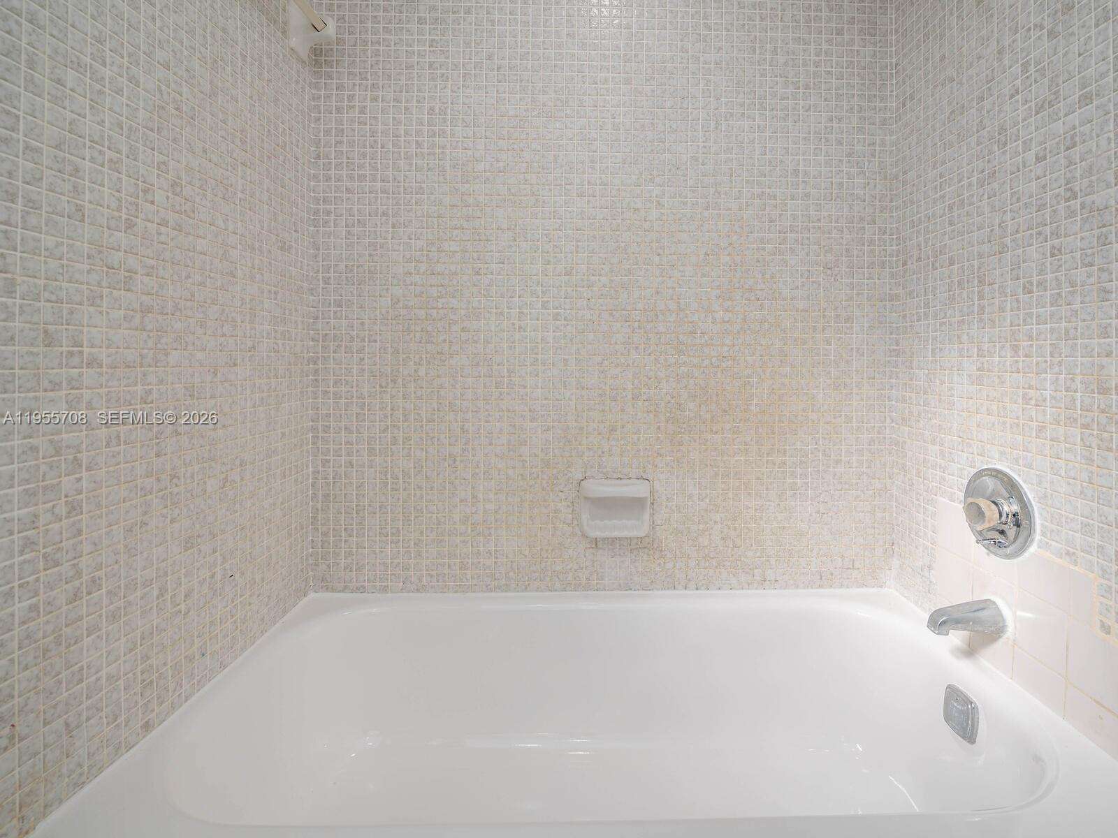 Arrowhead Condo No Ix | Unit #202 Unit #202 | Picture 25