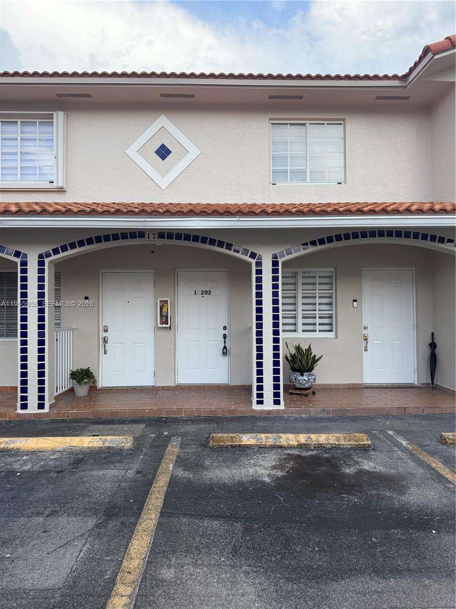 Silver Gardens Villas | Unit #17202 Unit #17202 | Picture 2