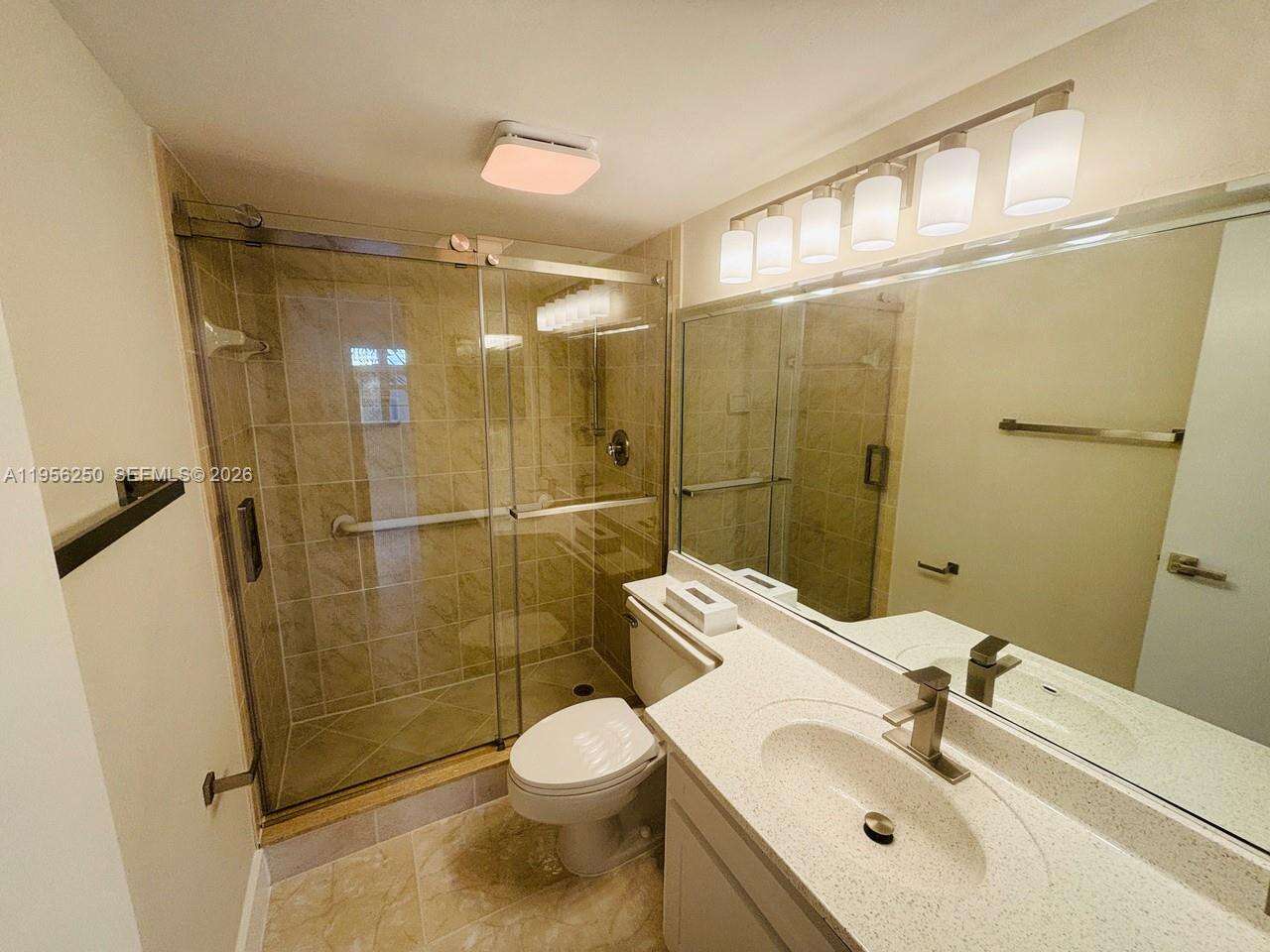 Hollybrook Golf Tennis Club | Unit #305 Unit #305 | Picture 16