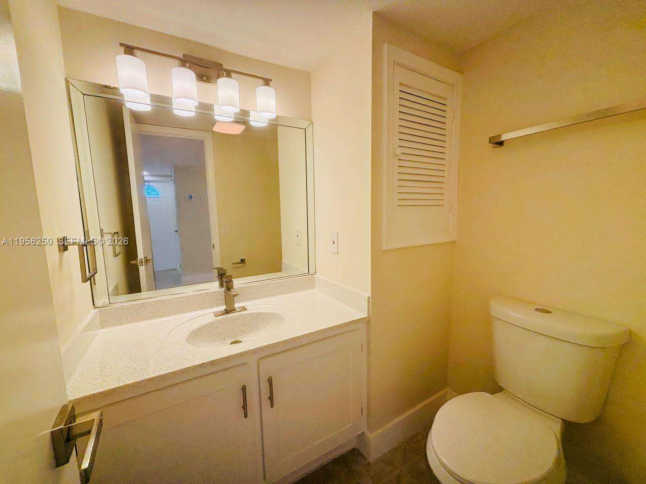 Hollybrook Golf Tennis Club | Unit #305 Unit #305 | Picture 17