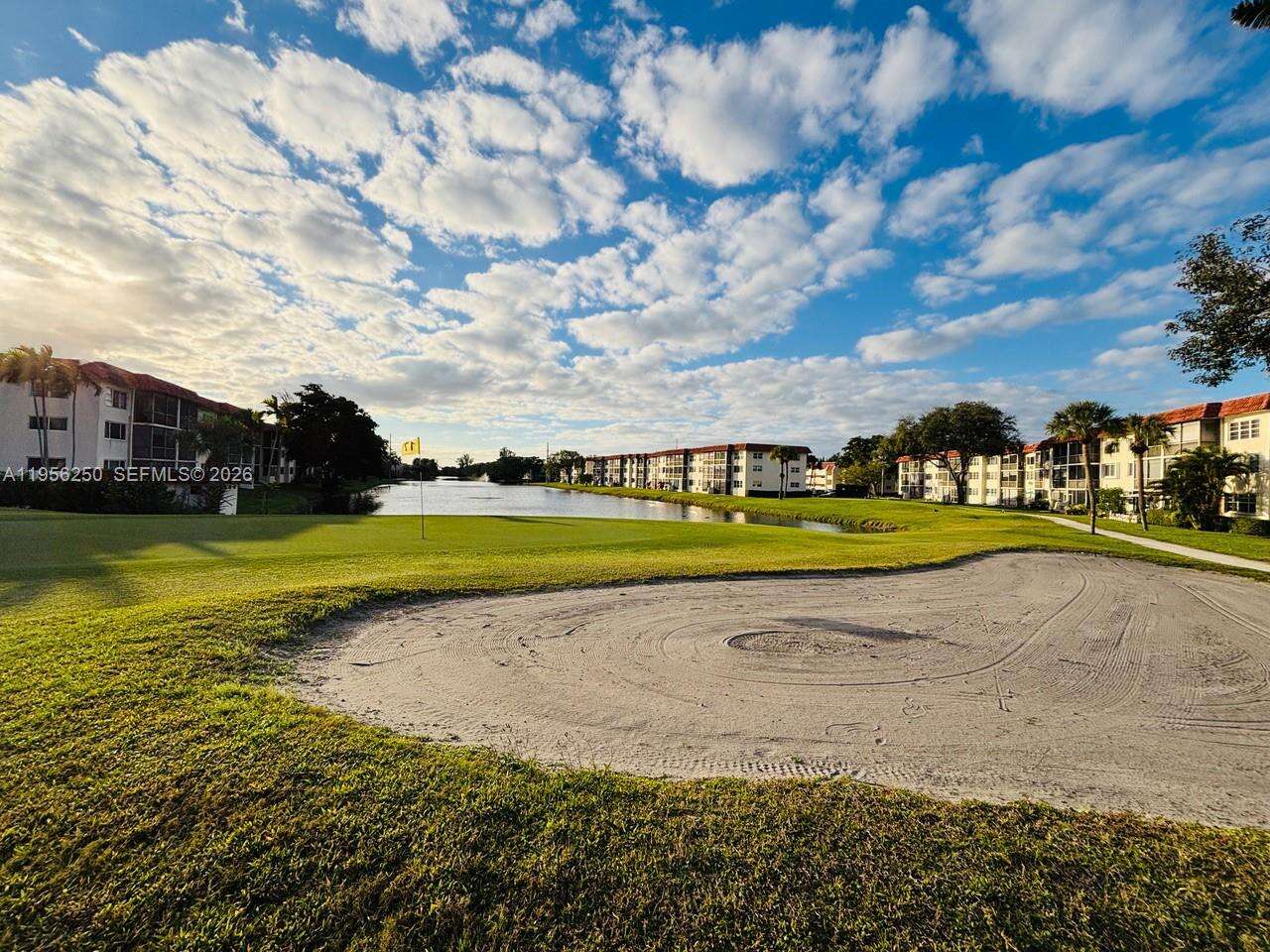 Hollybrook Golf Tennis Club | Unit #305 Unit #305 | Picture 19