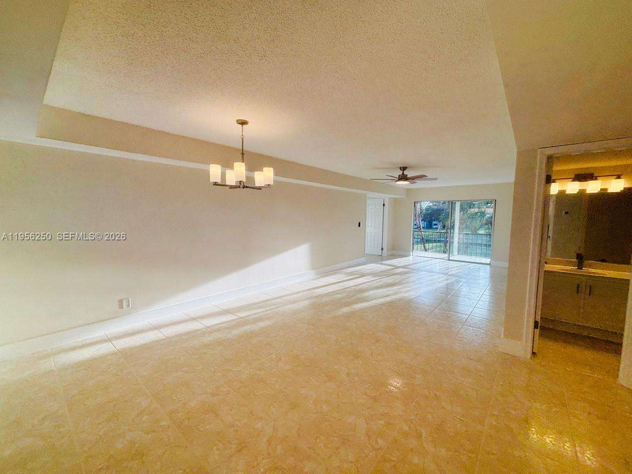 Hollybrook Golf Tennis Club | Unit #305 Unit #305 | Picture 7