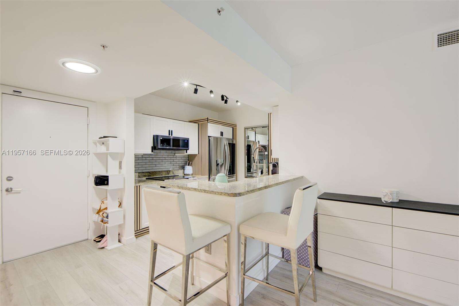 Venture At Aventura West | Unit #215 Unit #215 | Picture 11