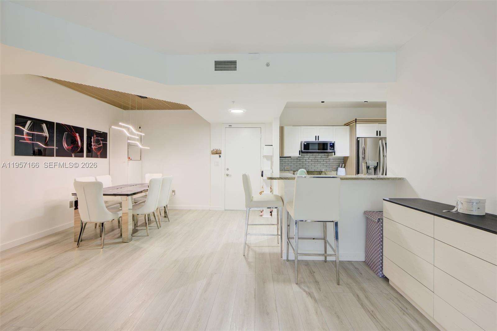 Venture At Aventura West | Unit #215 Unit #215 | Picture 10