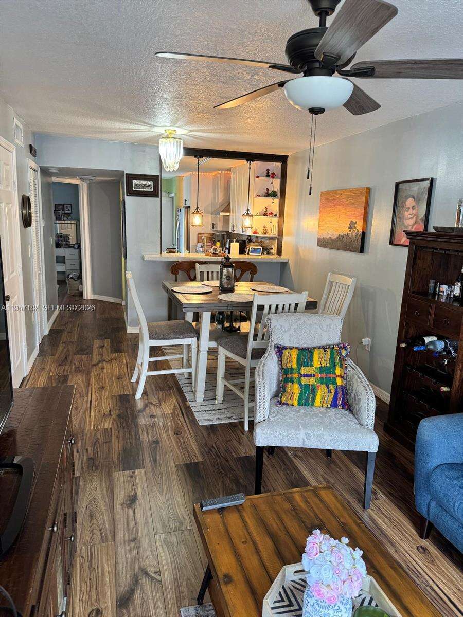 Venetia Gardens South Condo One | Unit #105-55 Unit #105-55 | Picture 8