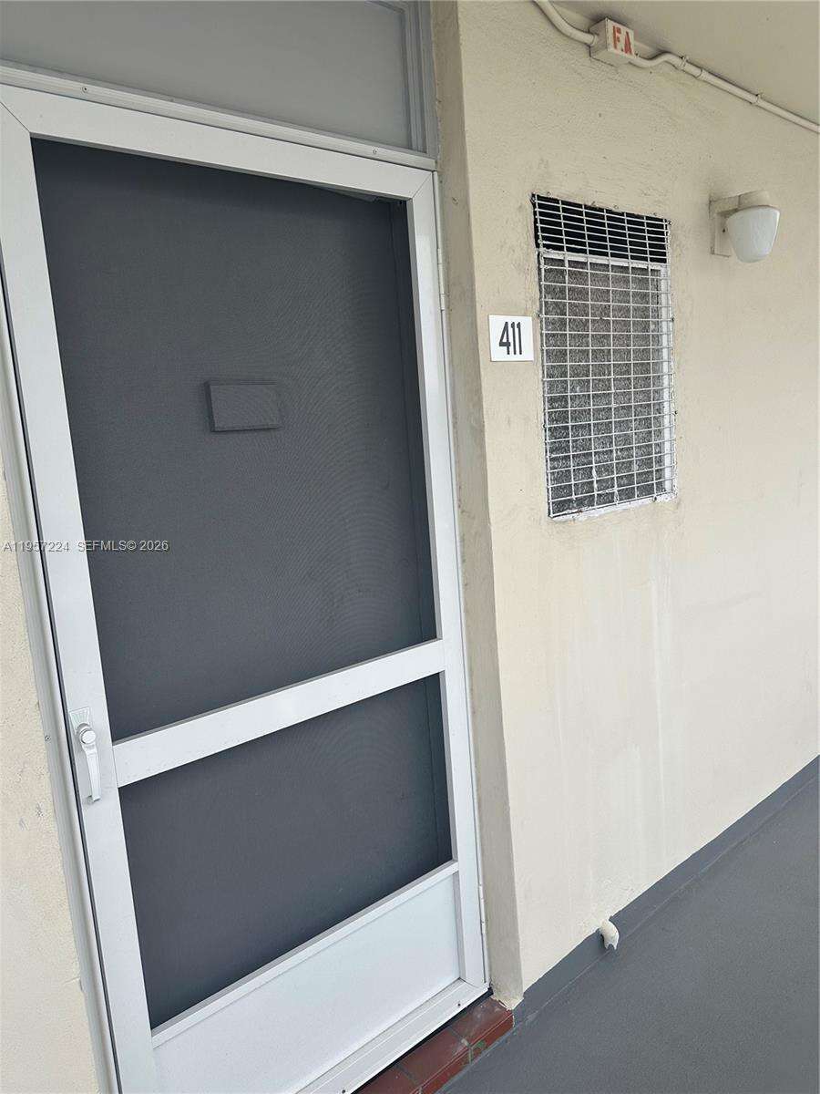 Point East Sec Ii Condominium | Unit #H411 Unit #H411 | Picture 3