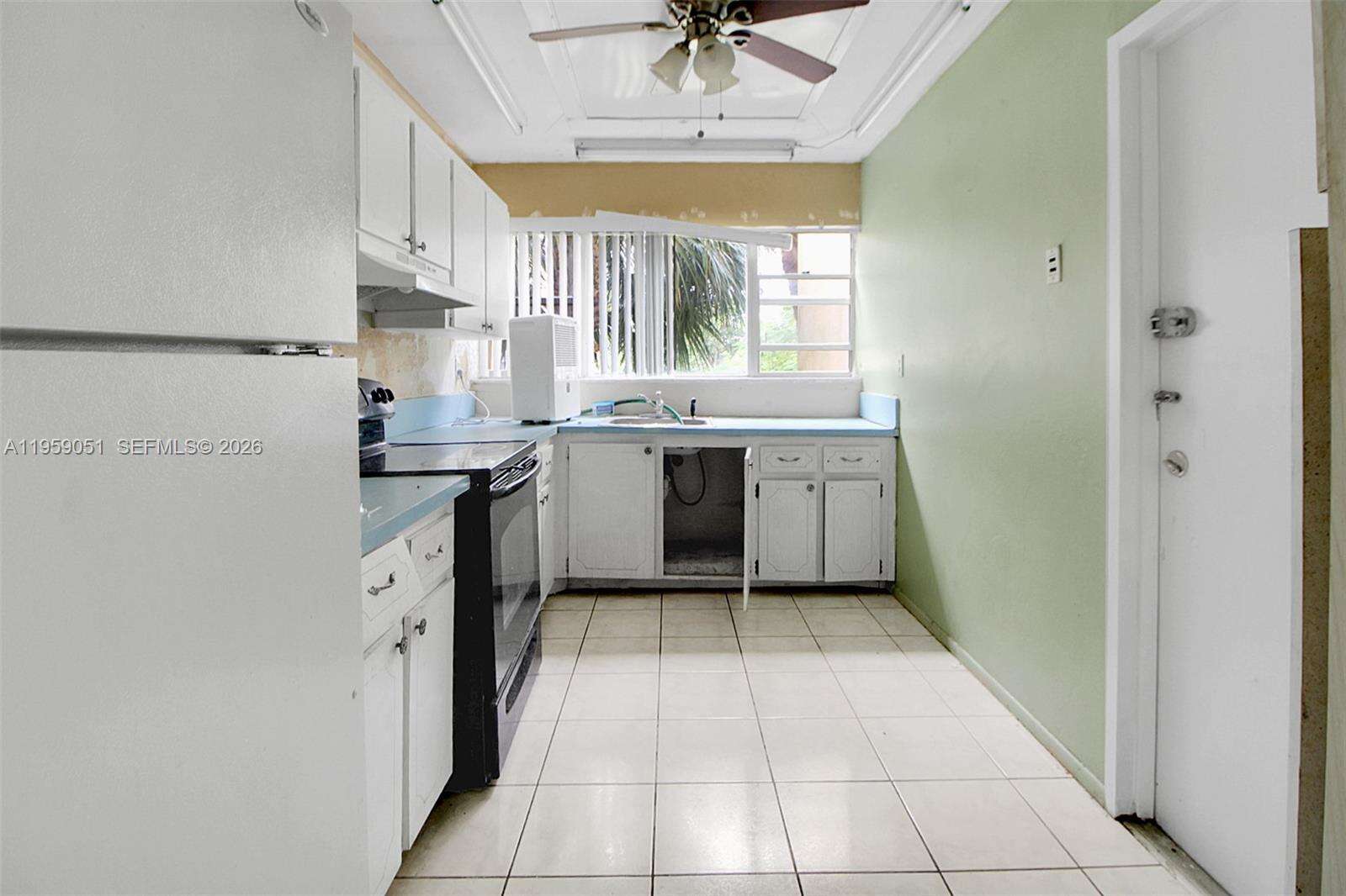 Lake Park Condo No 1 | Unit #2F Unit #2F | Picture 12