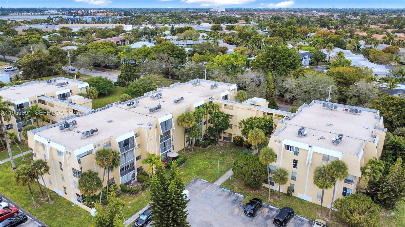 Lake Park Condo No 1 | Unit #2F Unit #2F | Picture 18