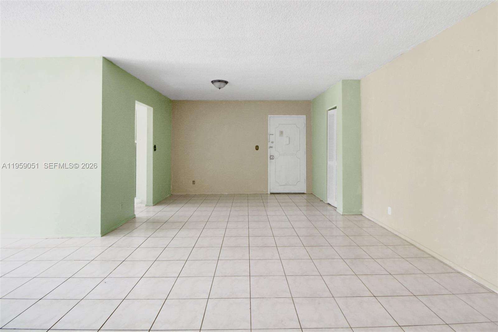 Lake Park Condo No 1 | Unit #2F Unit #2F | Picture 5