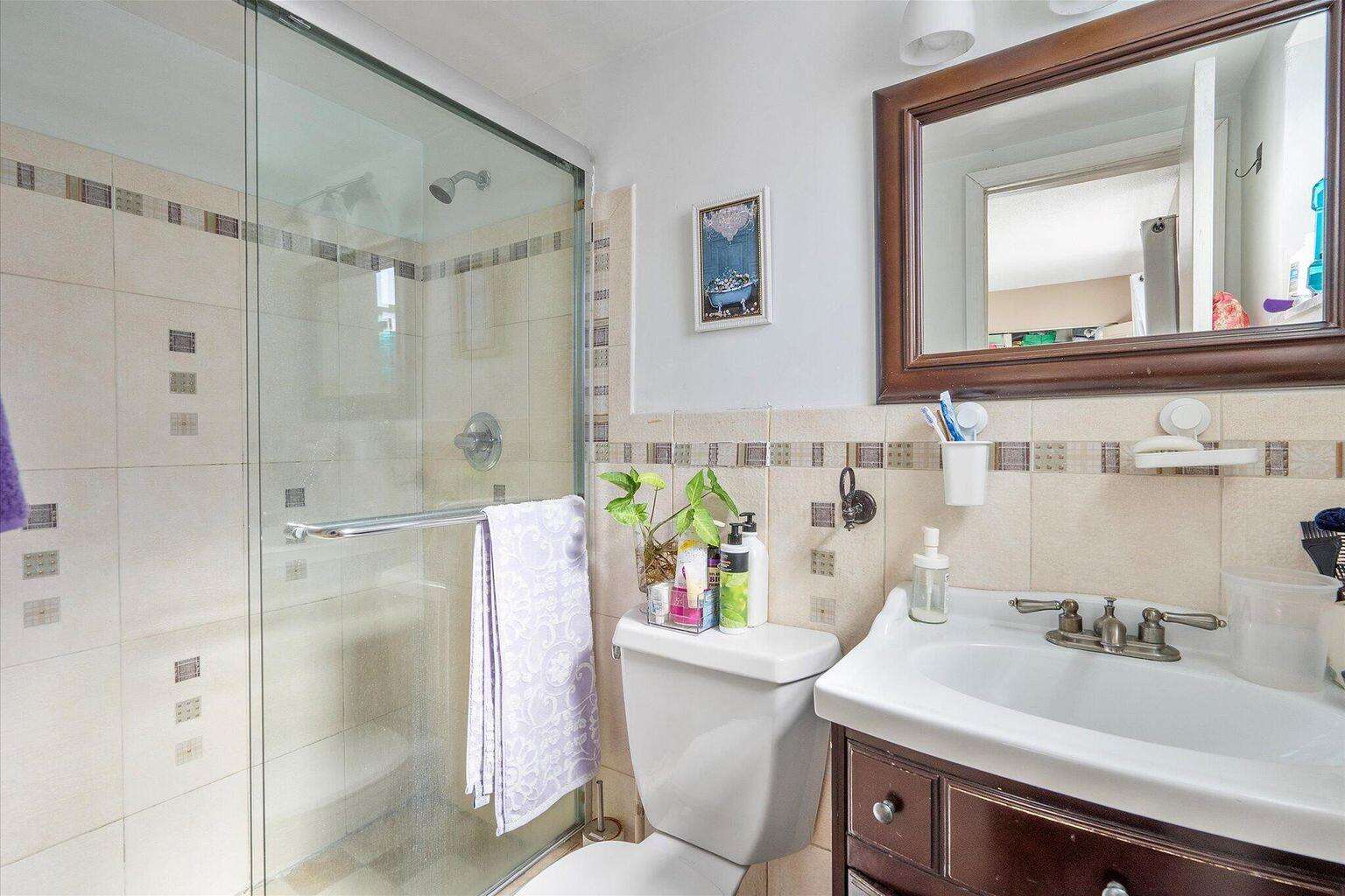 Casa Bona | Unit #205 Unit #205 | Picture 6
