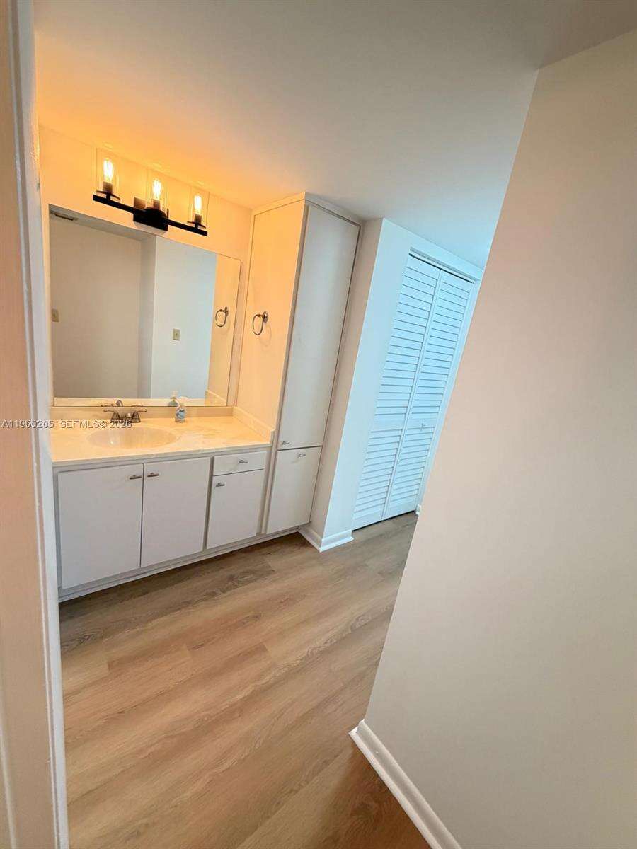 Colony Point 1 | Unit #505 Unit #505 | Picture 23