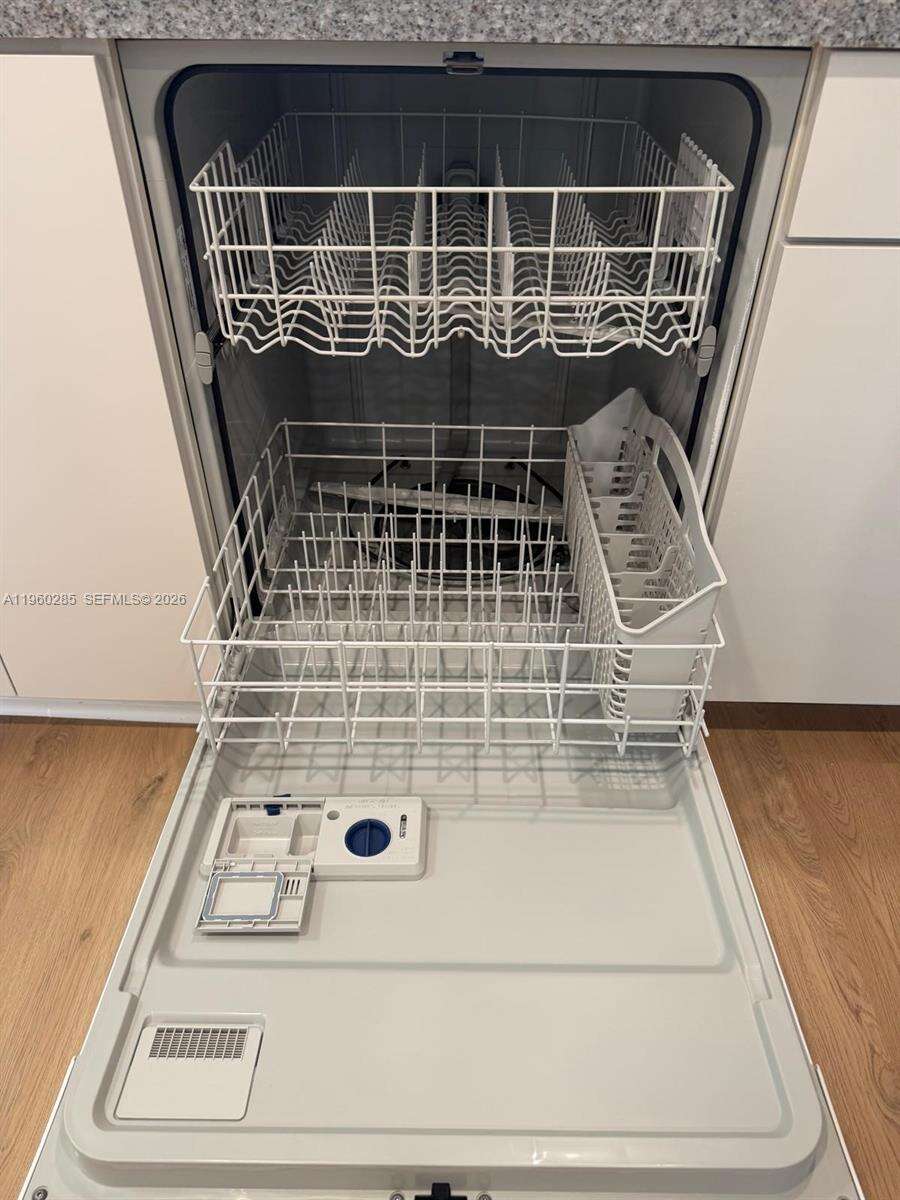 Colony Point 1 | Unit #505 Unit #505 | Picture 26