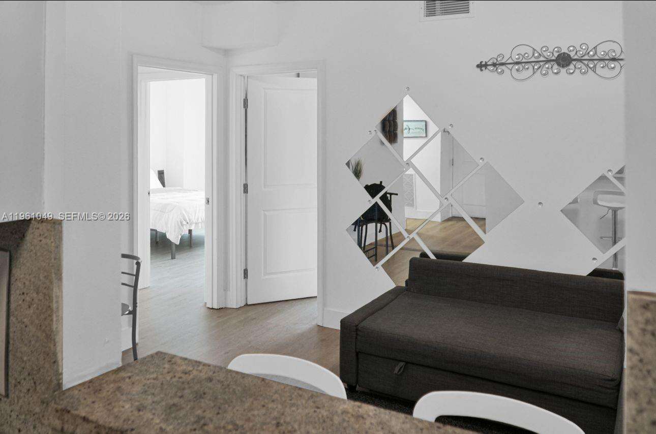 Vue At Brickell | Unit #2310 Unit #2310 | Picture 5