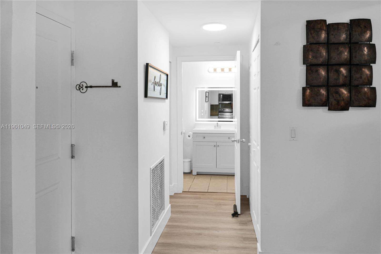 Vue At Brickell | Unit #2310 Unit #2310 | Picture 8