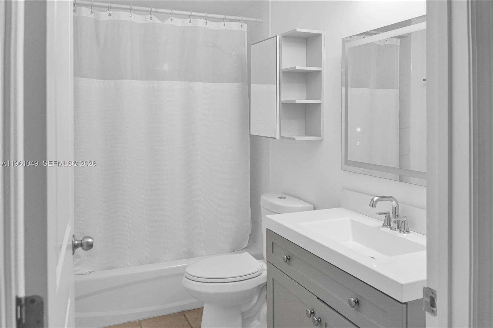 Vue At Brickell | Unit #2310 Unit #2310 | Picture 9