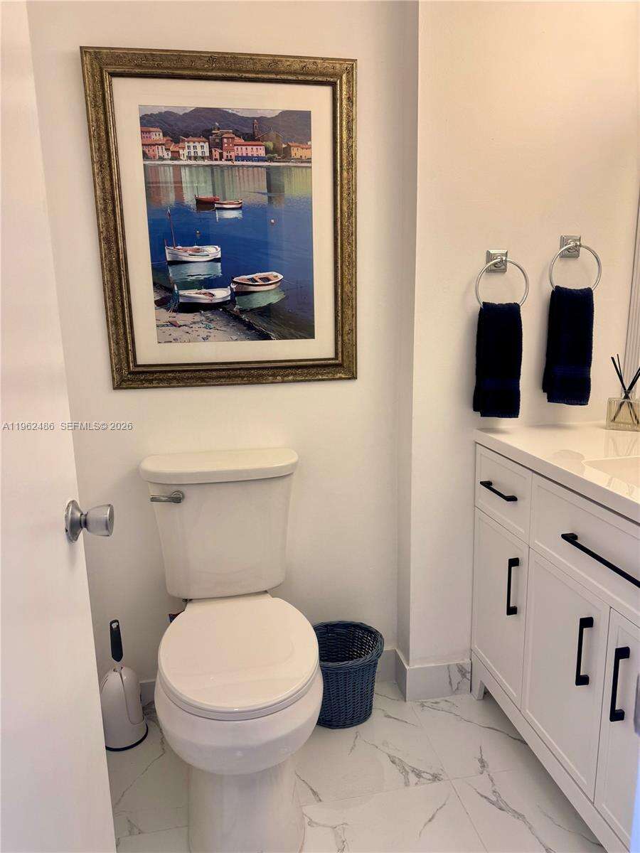 Eden Isles Condo No 7 | Unit #Apt.G.405 Unit #Apt.G.405 | Picture 9