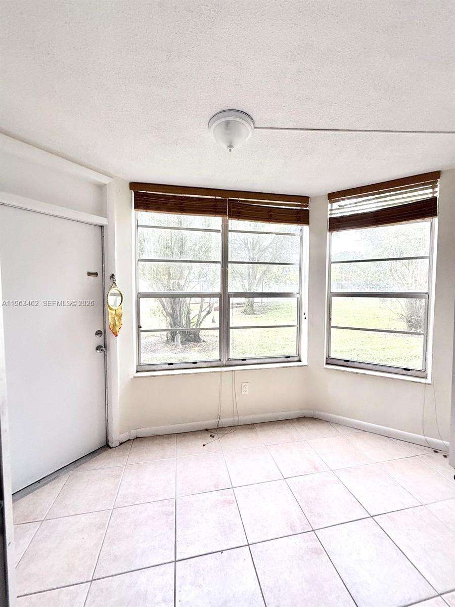 Rolling Green Condo C | Unit #C114 Unit #C114 | Picture 12