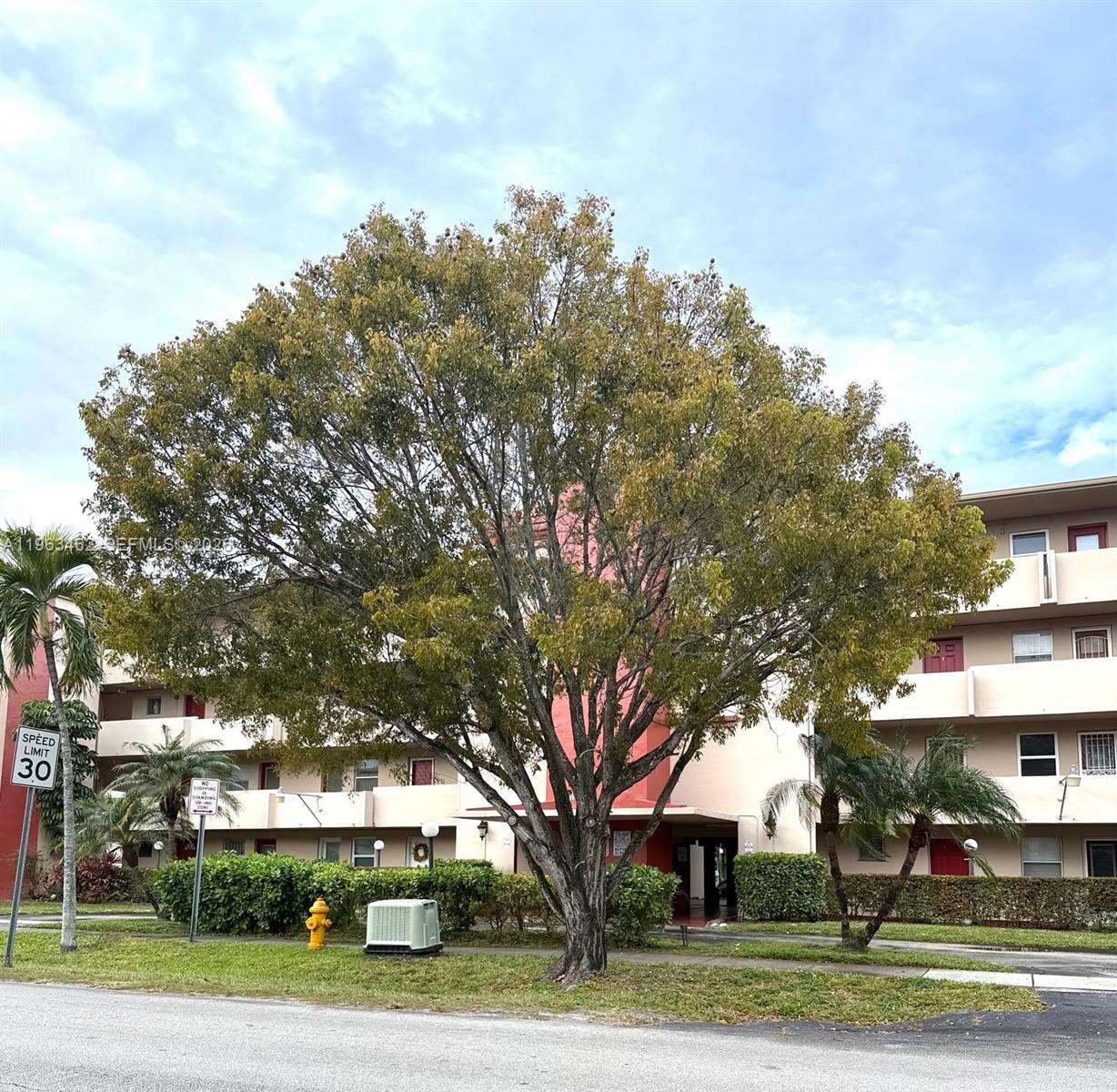 Rolling Green Condo C | Unit #C114 Unit #C114 | Picture 25