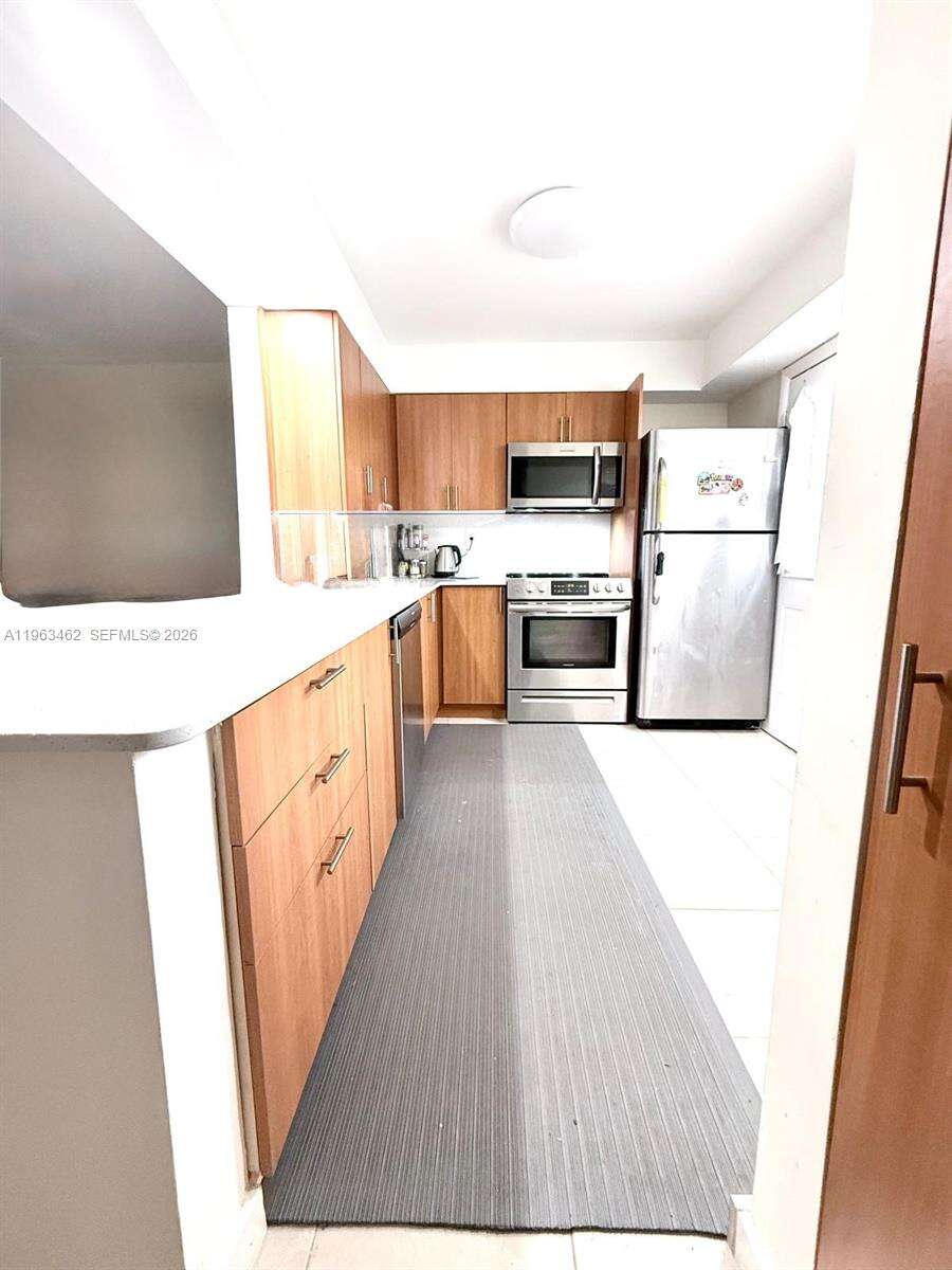 Rolling Green Condo C | Unit #C114 Unit #C114 | Picture 6