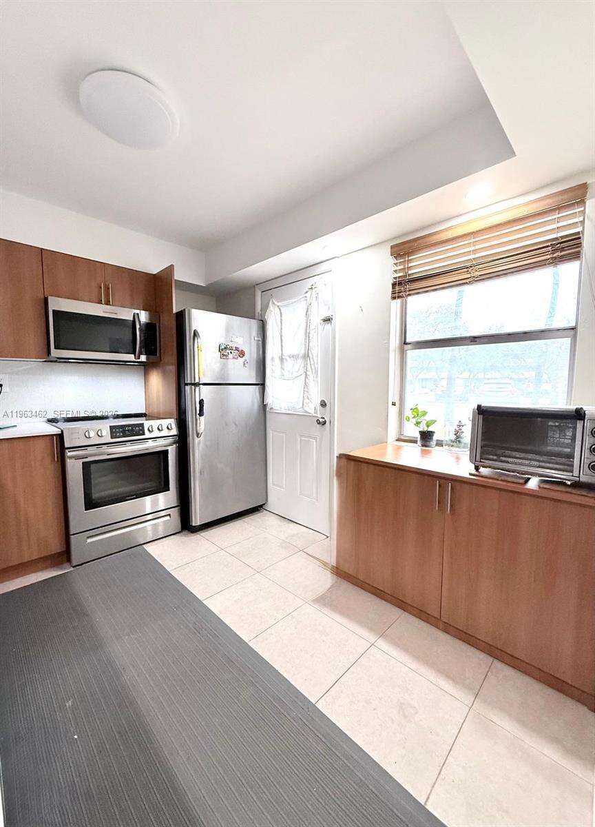 Rolling Green Condo C | Unit #C114 Unit #C114 | Picture 9