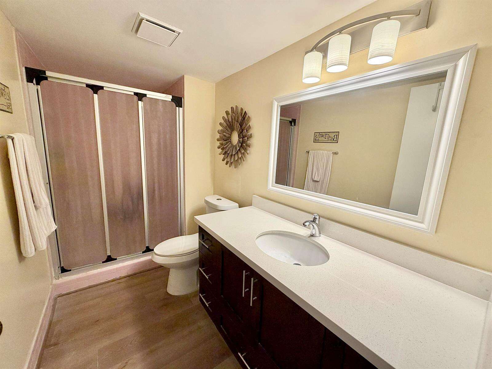 Palm Lakes | Unit #204 Unit #204 | Picture 18
