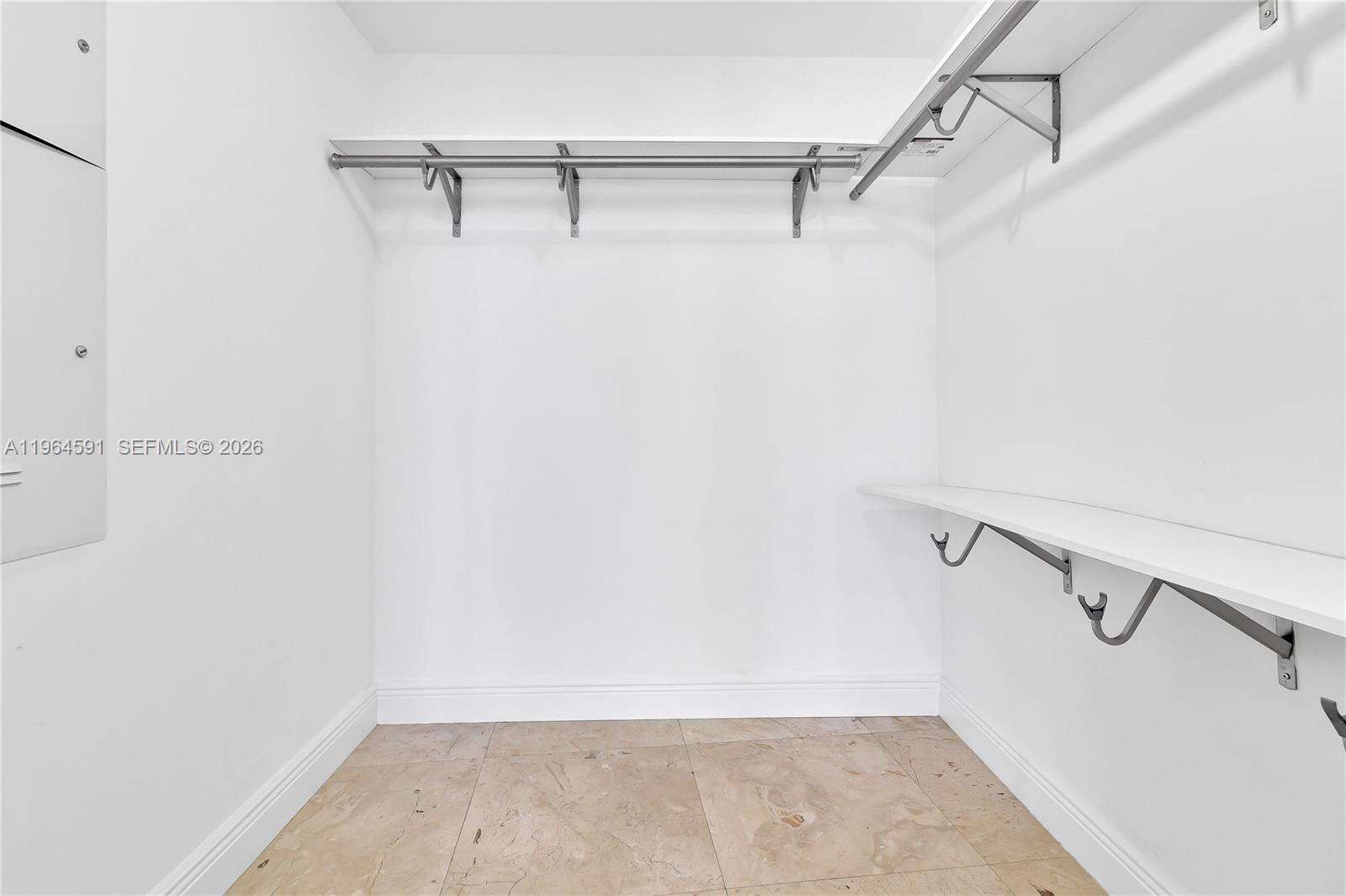 Iconbrickell Condo No 1 | Unit #917 Unit #917 | Picture 14