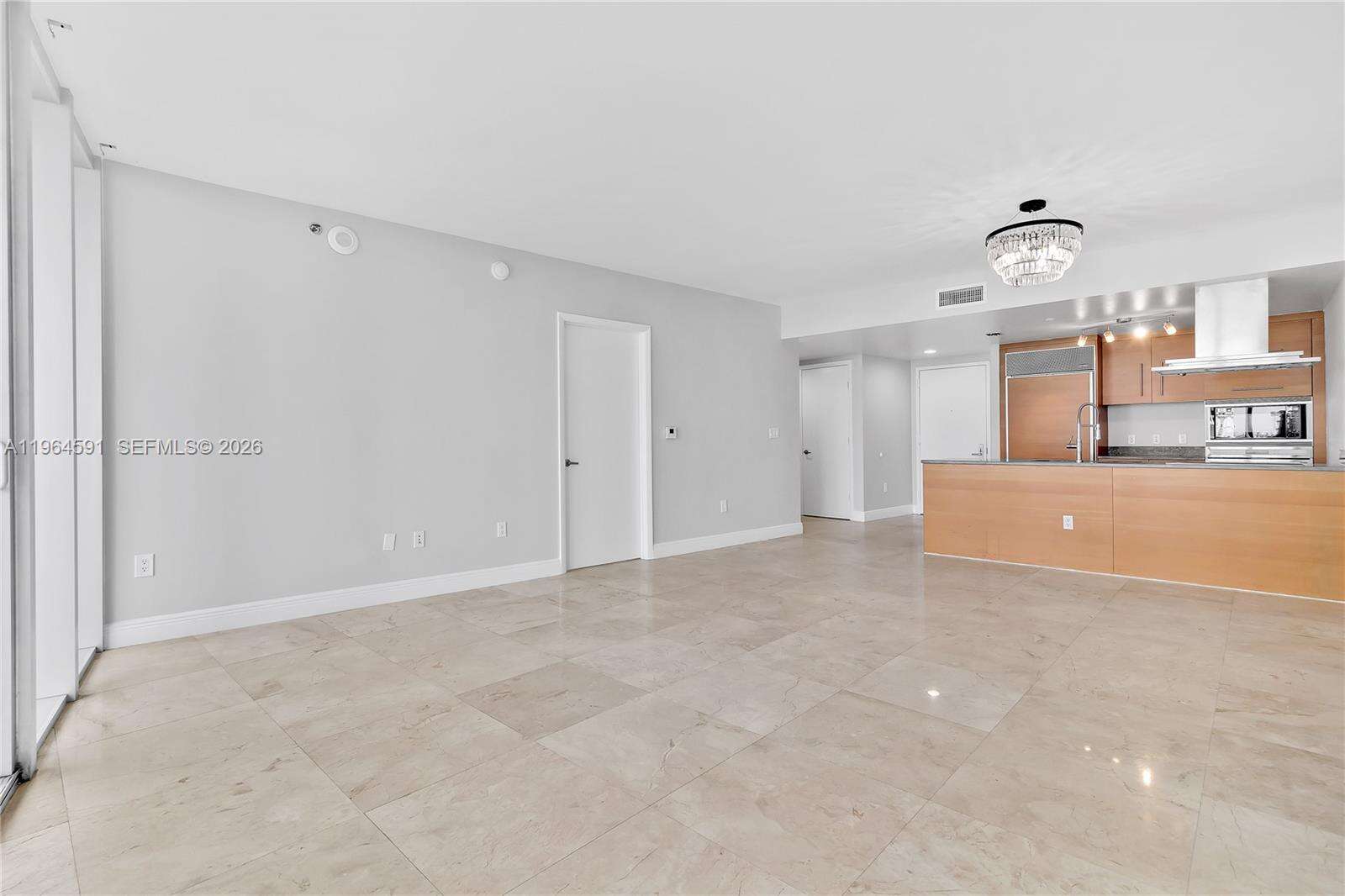 Iconbrickell Condo No 1 | Unit #917 Unit #917 | Picture 8