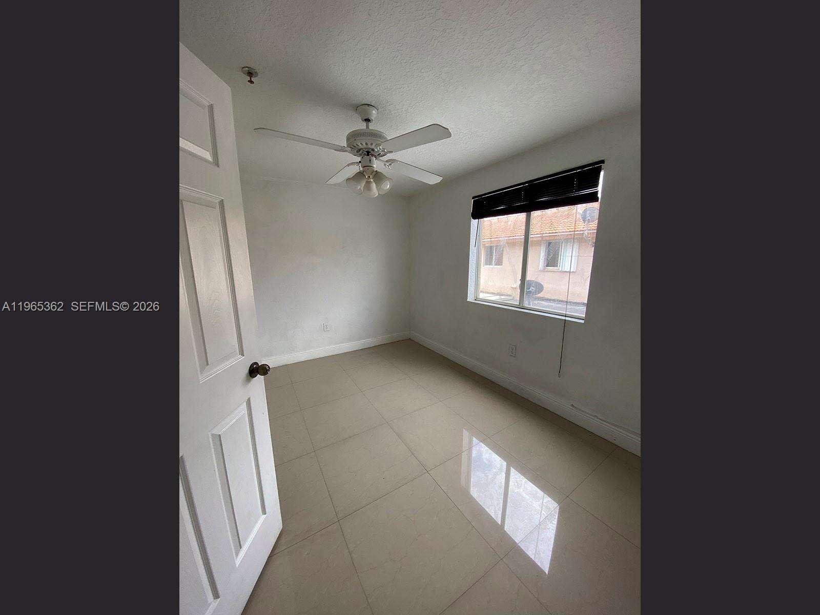 Las Villas De Fountainbleu | Unit #17 Unit #17 | Picture 15
