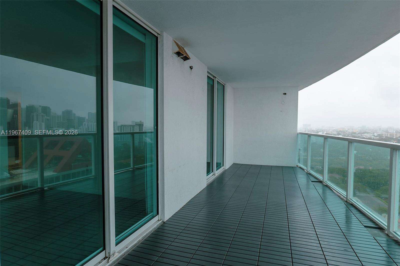 Skyline On Brickell | Unit #2103 Unit #2103 | Picture 5