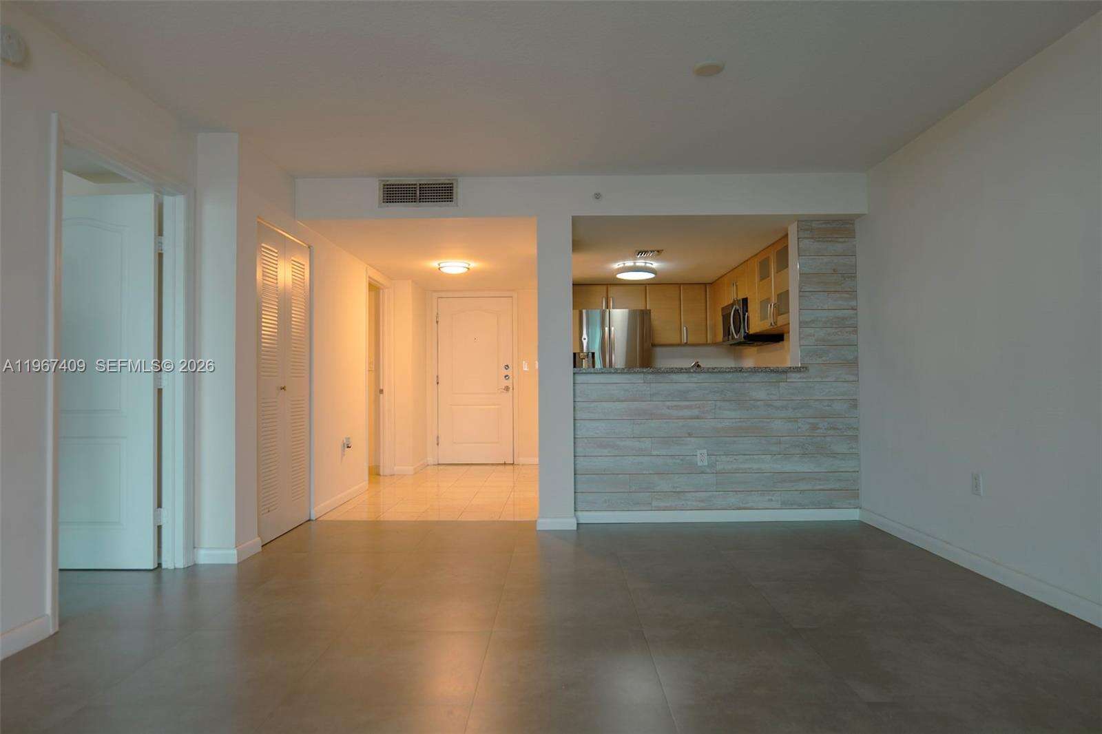 Skyline On Brickell | Unit #2103 Unit #2103 | Picture 7