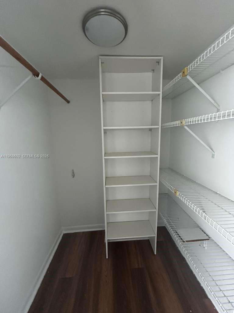 Crestview Towers | Unit #918 Unit #918 | Picture 7