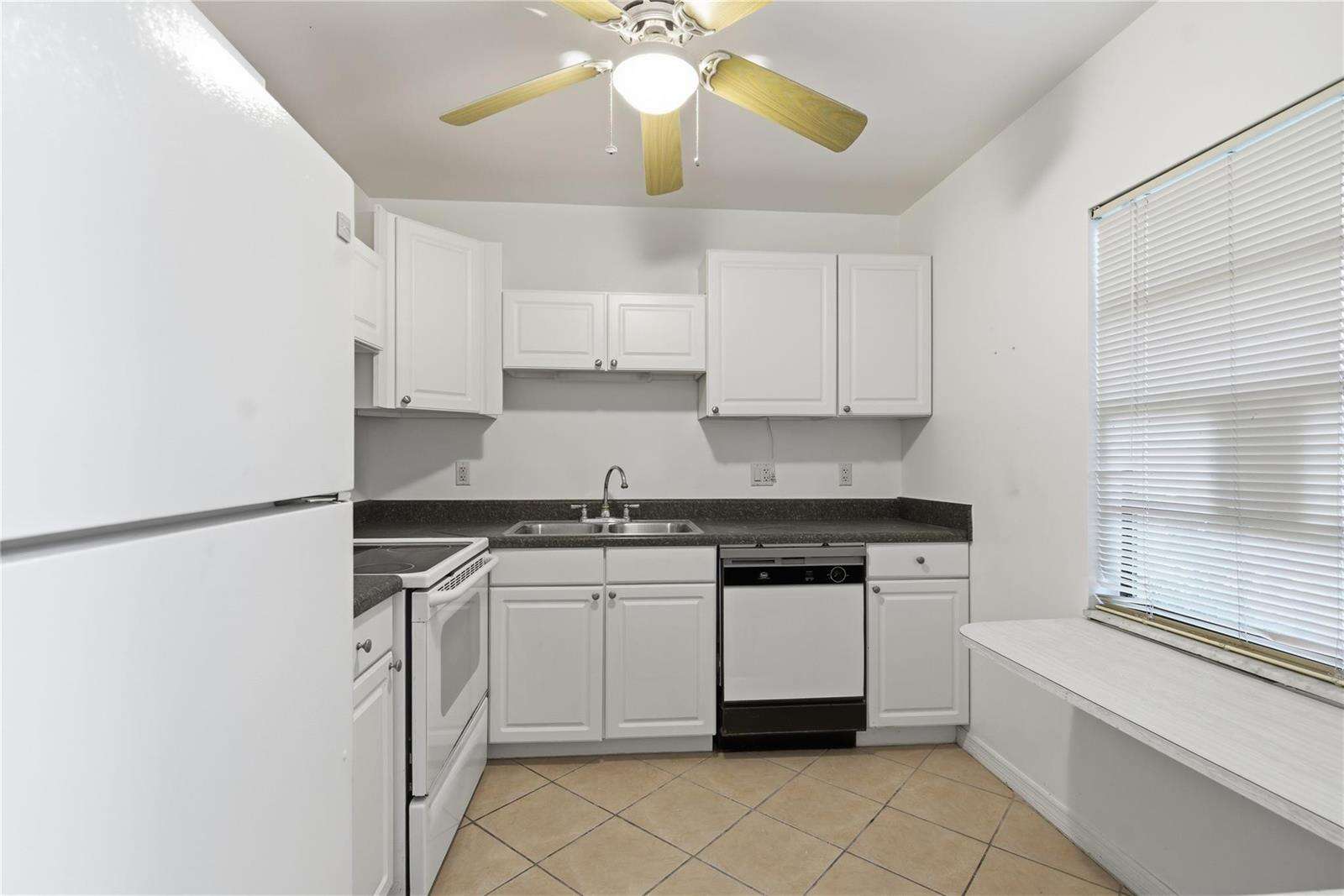 Cypress Park | Unit #113 Unit #113 | Picture 4