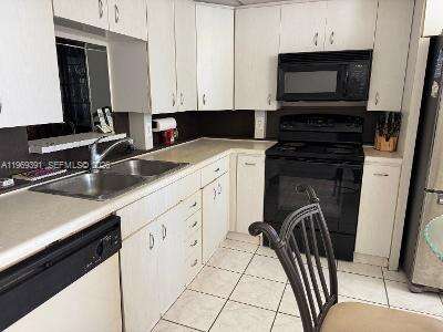 Antigua Village I C | Unit #C3 Unit #C3 | Picture 9
