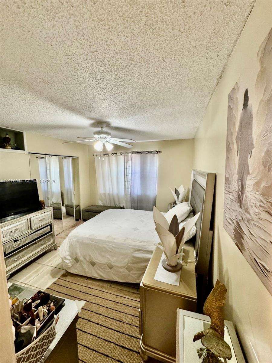 Palm Place | Unit #201 Unit #201 | Picture 3