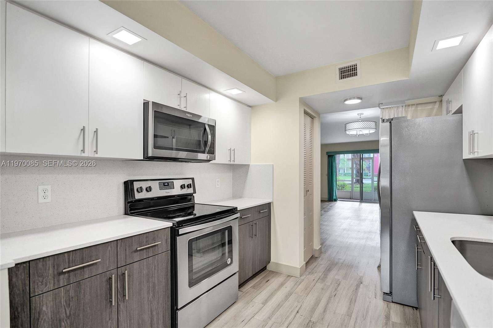 Buckingham At Century Village Condominium Iii | Unit #111J Unit #111J | Picture 2
