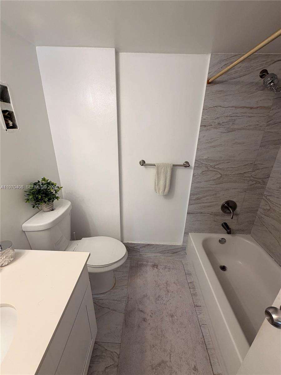 Woodside Apts | Unit #B304 Unit #B304 | Picture 16