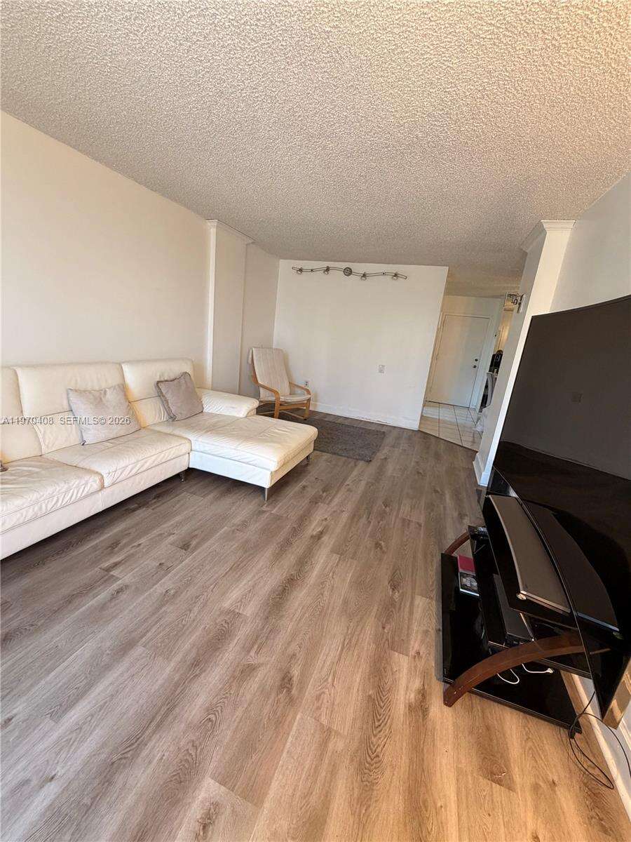 Woodside Apts | Unit #B304 Unit #B304 | Picture 3