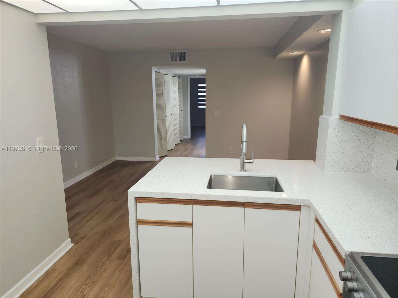 Cambridge At Century Village Condo Iii | Unit #311R Unit #311R | Picture 7