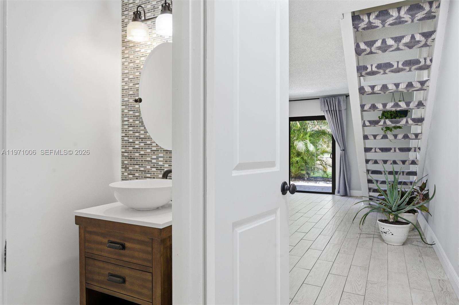 Country Squire Townhomes | Unit #8 Unit #8 | Picture 16