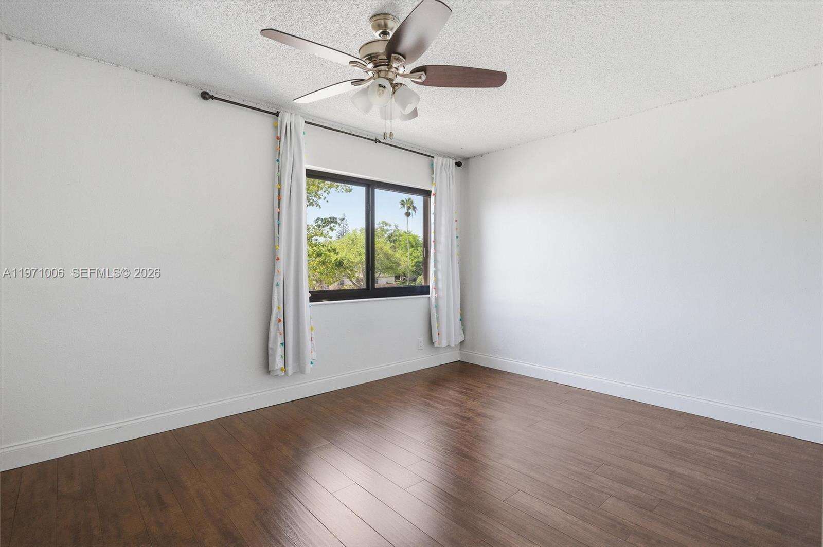 Country Squire Townhomes | Unit #8 Unit #8 | Picture 36