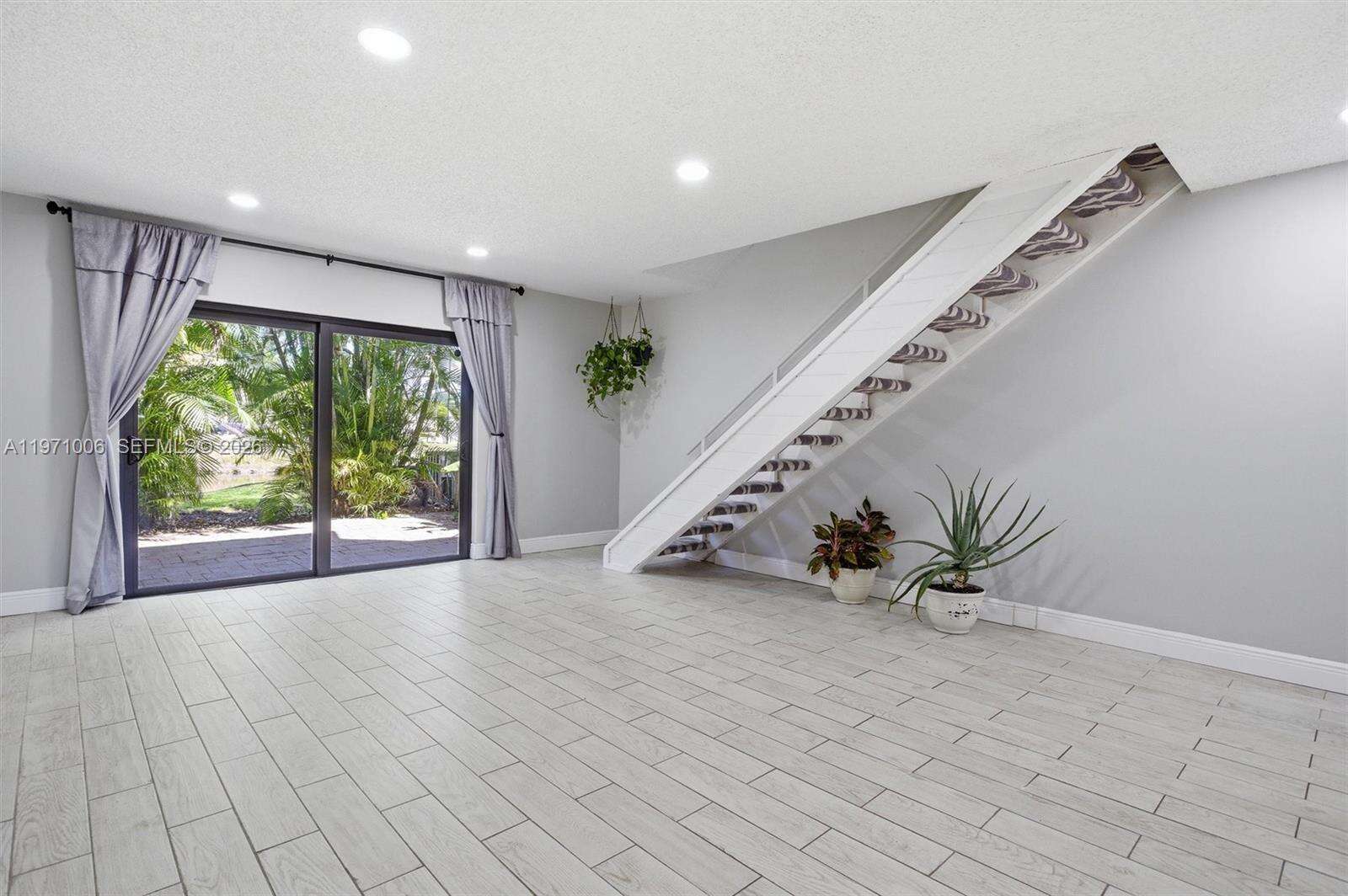 Country Squire Townhomes | Unit #8 Unit #8 | Picture 6