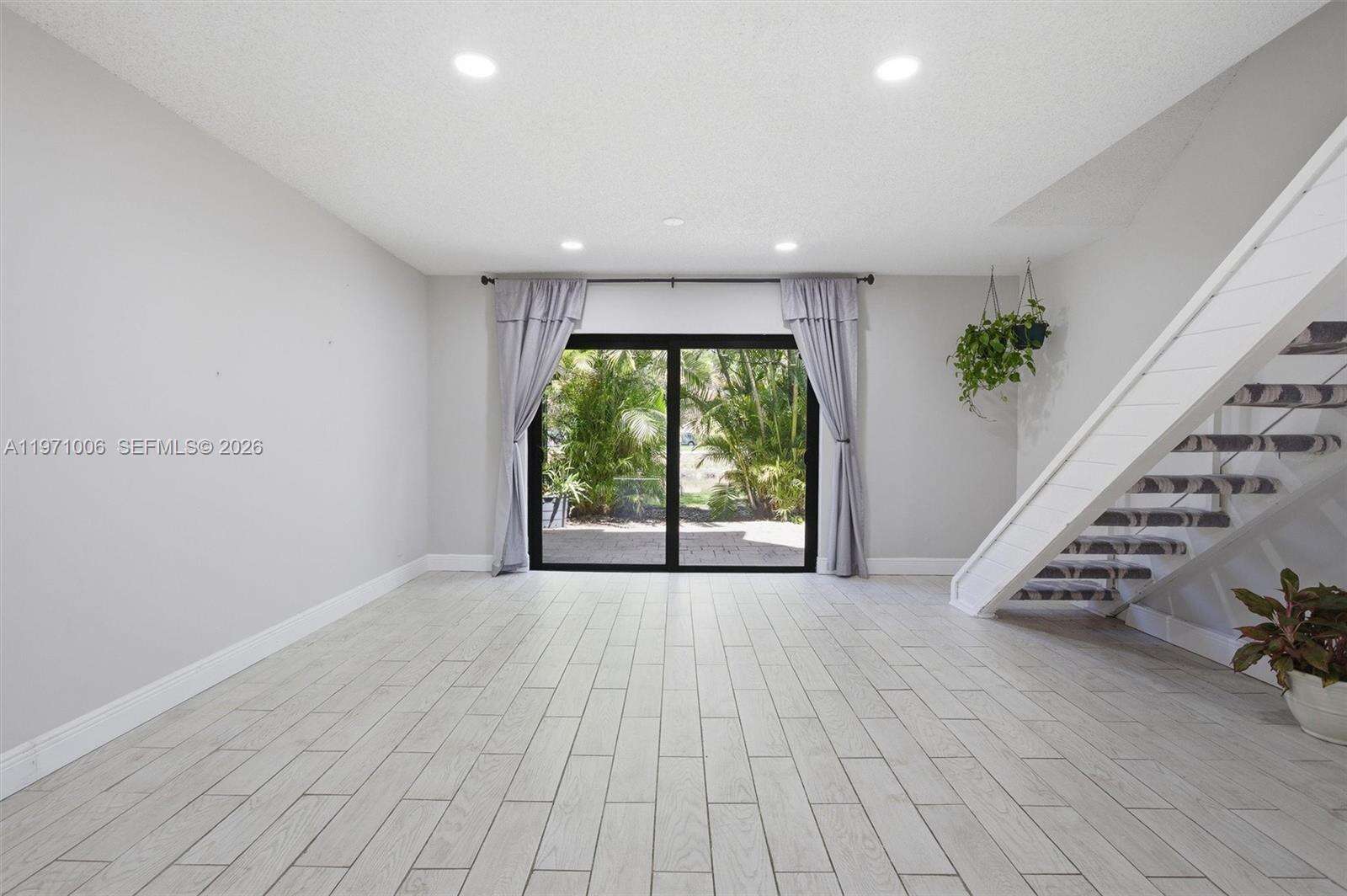 Country Squire Townhomes | Unit #8 Unit #8 | Picture 7