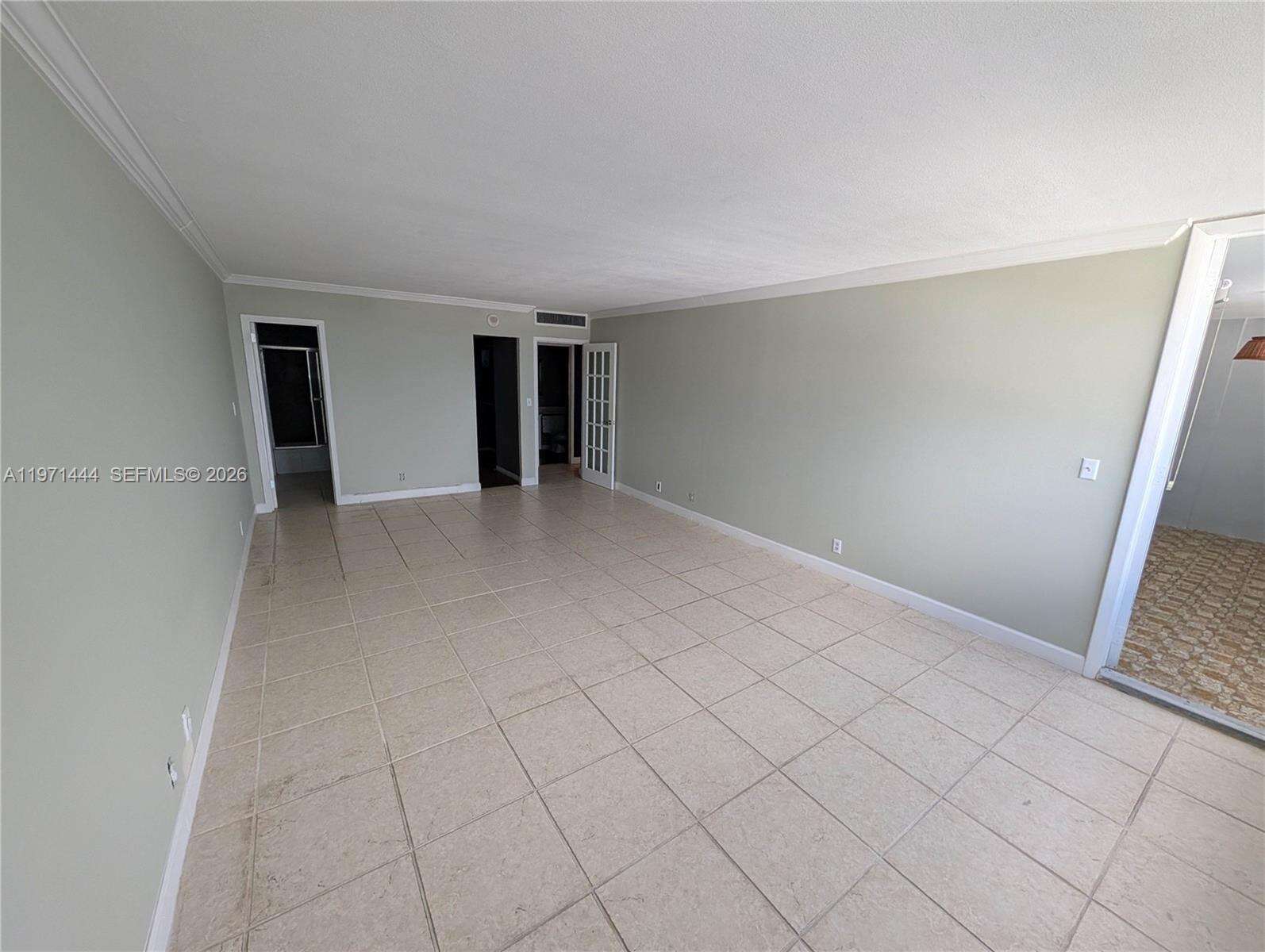 Lake Point Tower Condominium | Unit #PH9 Unit #PH9 | Picture 18