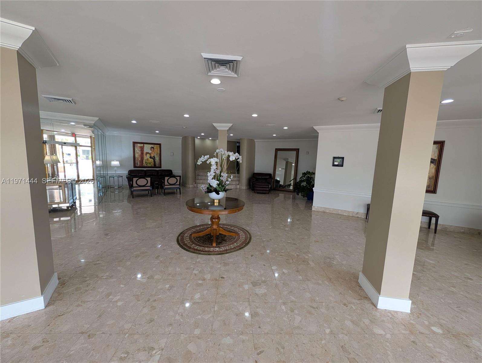 Lake Point Tower Condominium | Unit #PH9 Unit #PH9 | Picture 5