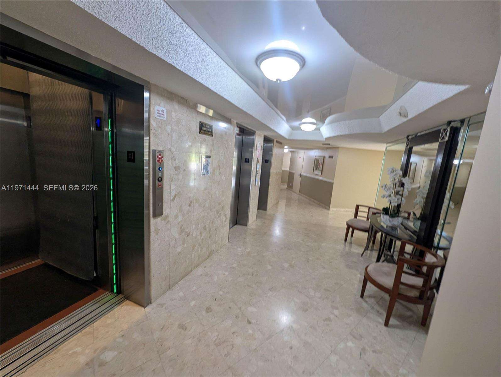 Lake Point Tower Condominium | Unit #PH9 Unit #PH9 | Picture 7