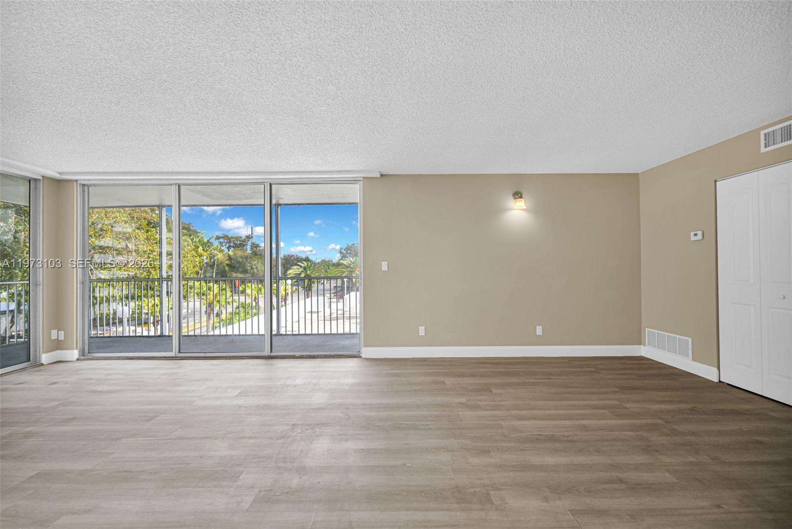 Ellington At County Line No Ii | Unit #321 Unit #321 | Picture 9