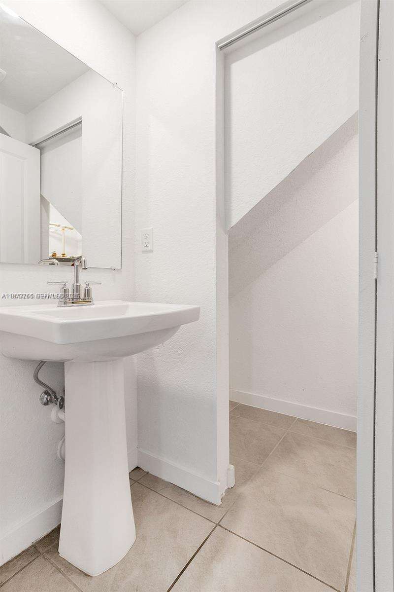 Walden Place | N/A N/A | Picture 58