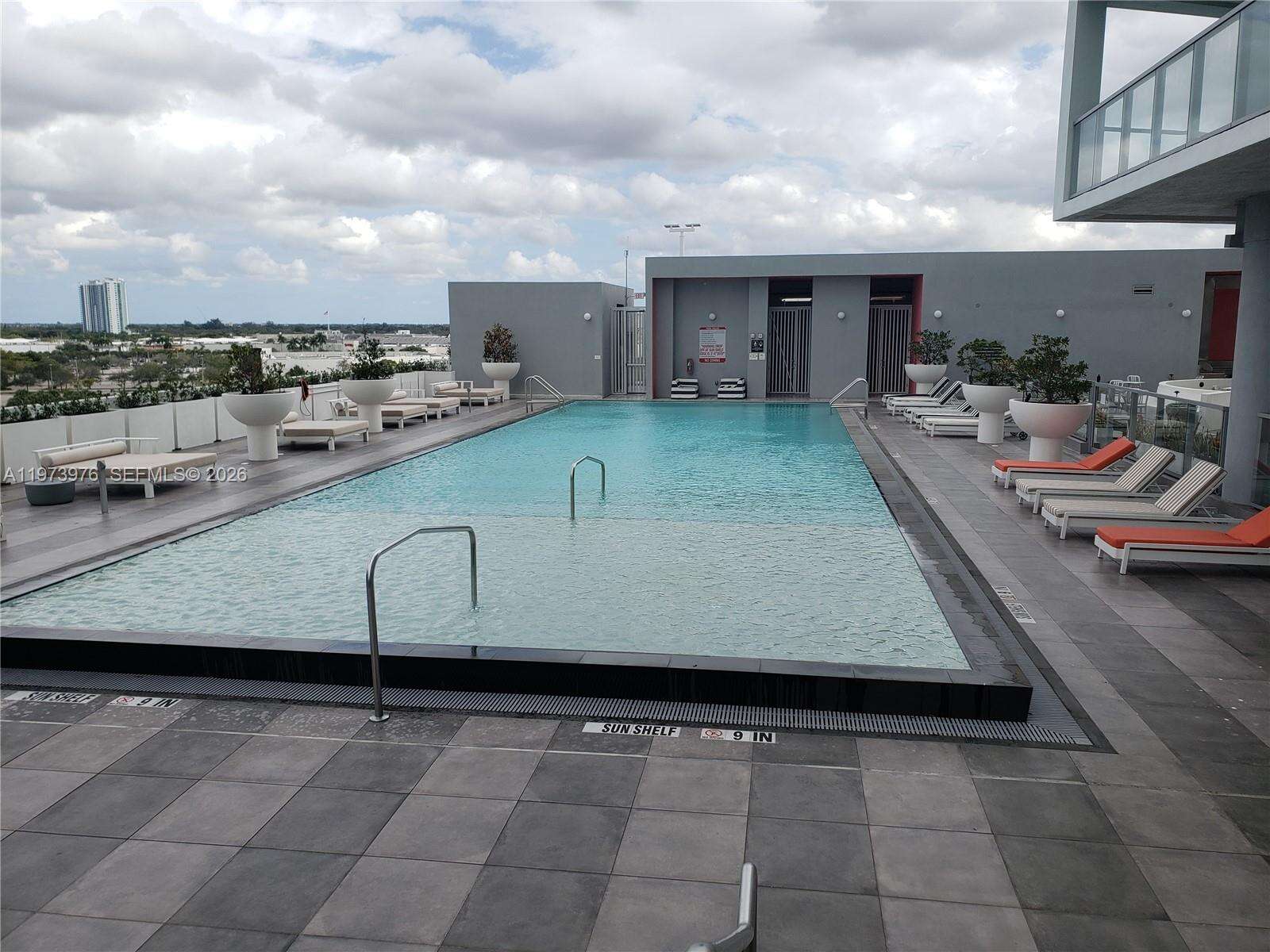 Metropica North Tower One | Unit #1607 Unit #1607 | Picture 13